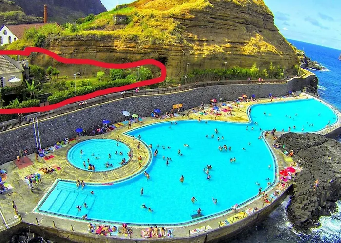 アパート Maresia Gardens